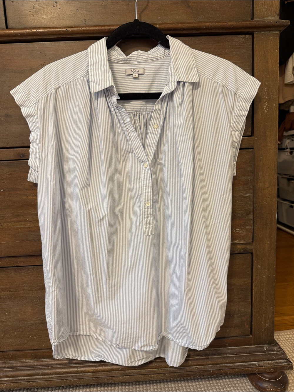 Rails White and Light Blue Pinstripe Cap Sleeve Button-Front Top